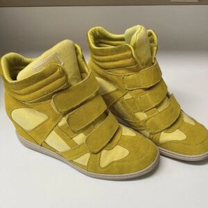 Skechers SKCh+3 Women 9 Yellow High Top Shoe Wedge Sneaker Leather Hook Loop